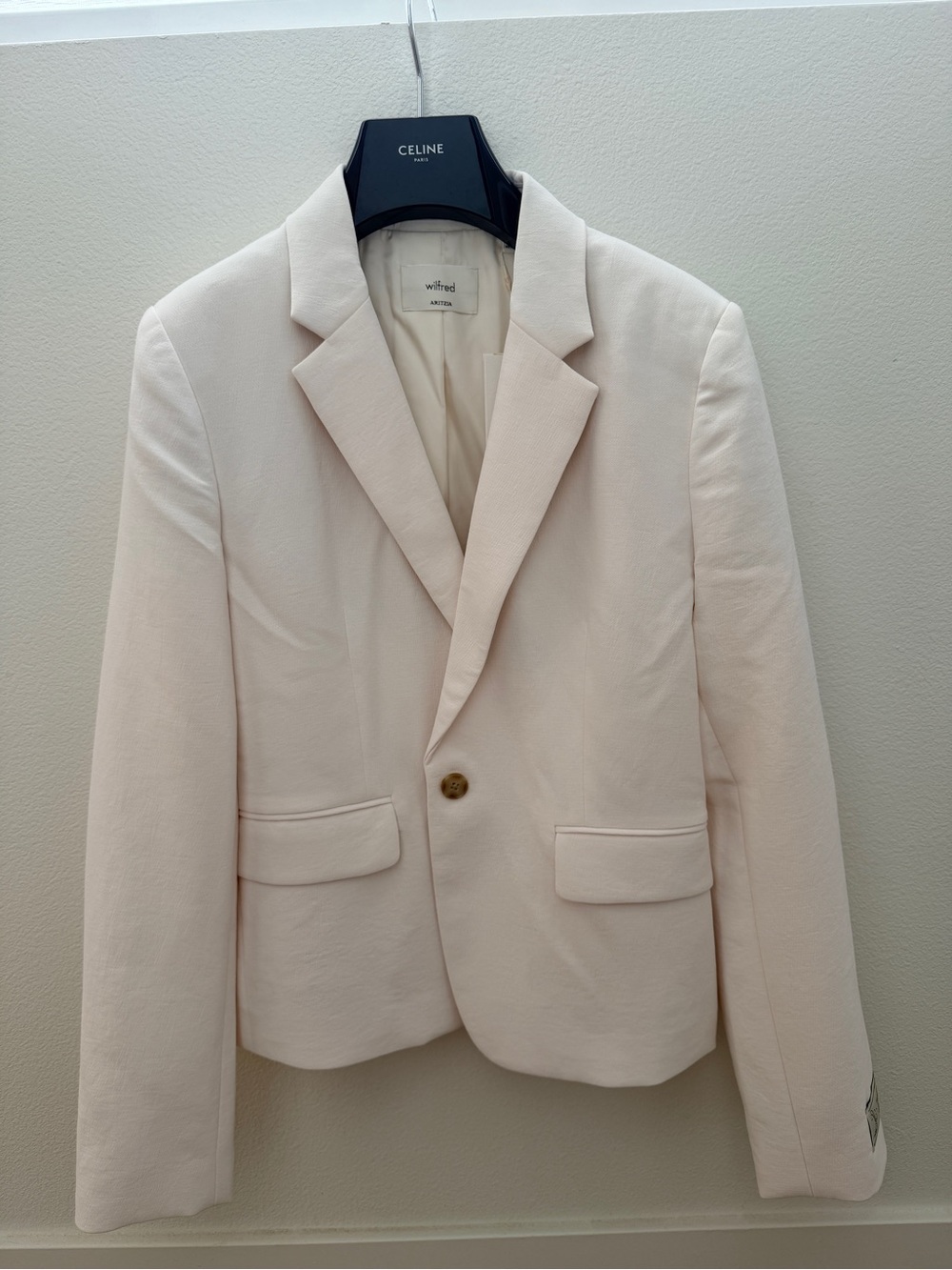 Aritzia Soft Cream Single-Button Blazer
